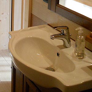 Camera con piscina in agriturismo con vista su Castiglion Fiorentino